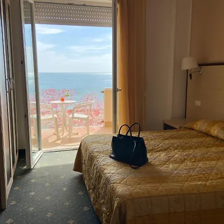 Apollo Szálloda 4*