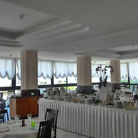 Apollo 4* Milano Marittima