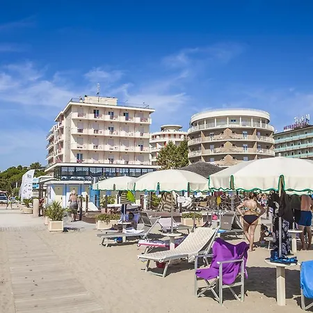 Apollo 4* Milano Marittima